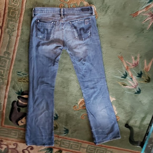 "Citizens of Humanity" jeans, distressed ,28X32 - Picture 4 of 7